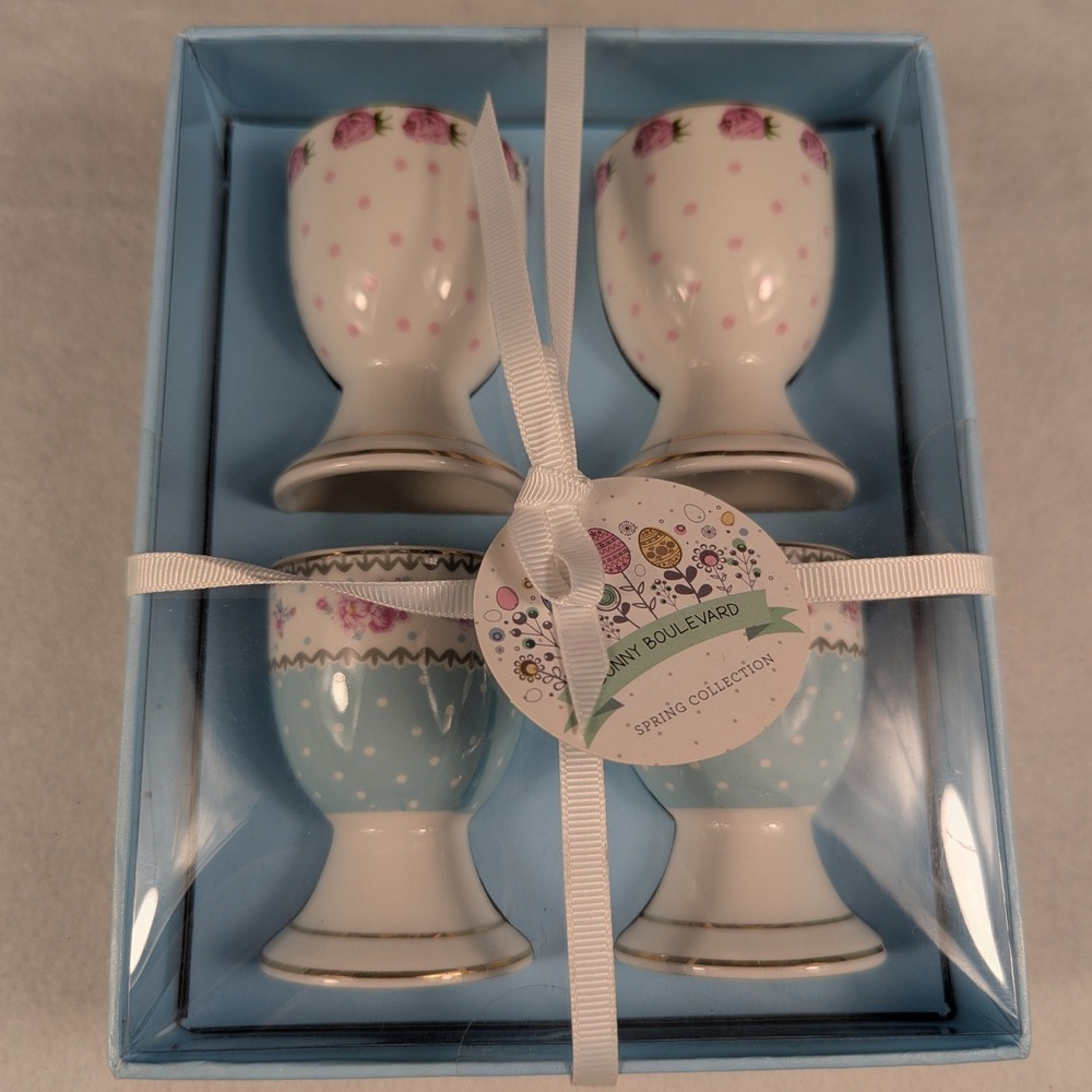 NEW‎ Bunny Boulevard Spring Collection Porcelain Egg Cups Set of 4 Pink BluE